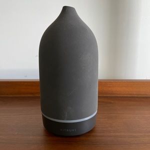 Vitruvi Stone Diffuser - Black